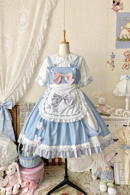 Subtly Elegant Dress with a Refined Vintage Look
