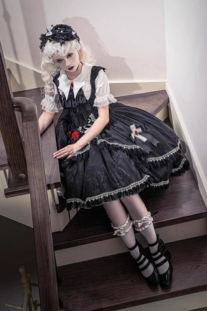 Subtly Elegant Dress with a Refined Vintage Look