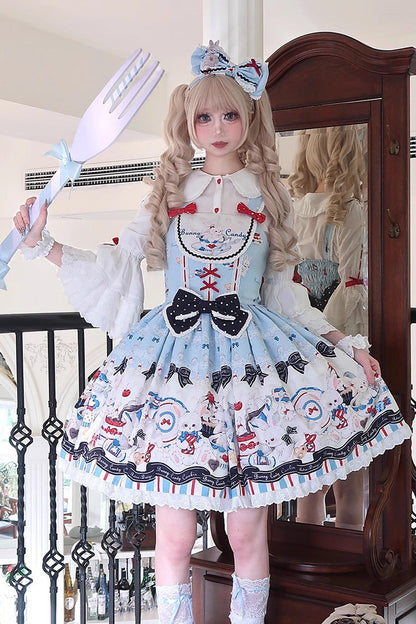 Finely Styled Dress with a Classic Vintage Look