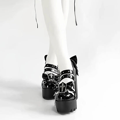 Finely Styled Heels with a Classic Vintage Look