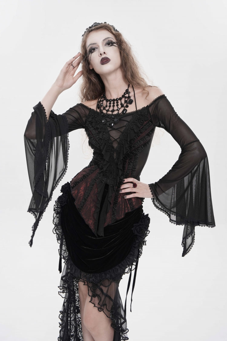 Subtly Elegant Blouse with a Refined Vintage Look