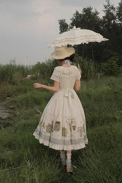 Vintage Style Dress with a Modern Fit