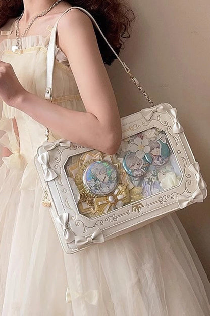 Subtly Elegant Bag with a Refined Vintage Look