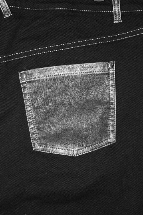 Beautifully Finished Pants in a Timeless Design