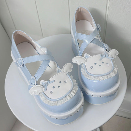 Elegantly Styled Shoes for Everyday Wear