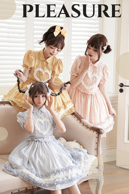 Finely Styled Dress with a Classic Vintage Look