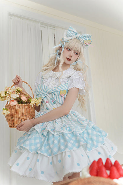 Subtly Elegant Dress with a Refined Vintage Look
