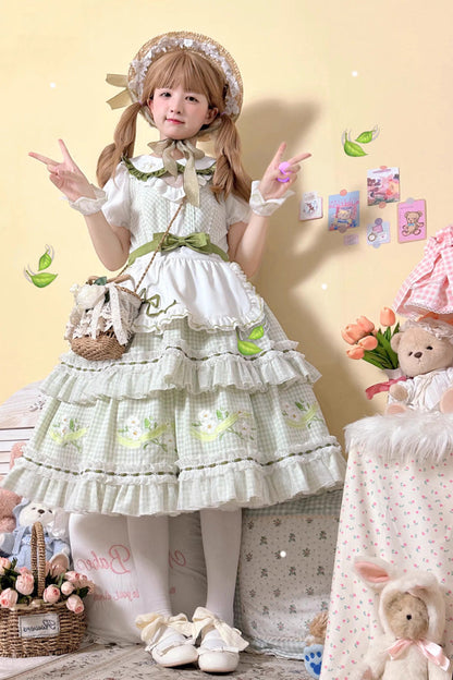 Beautifully Crafted Dress in a Classic Style