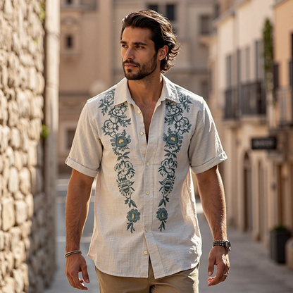 Effortlessly Elegant Shirt with a Timeless Design