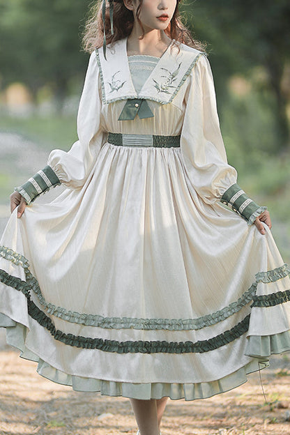 Vintage Style Dress with a Modern Fit