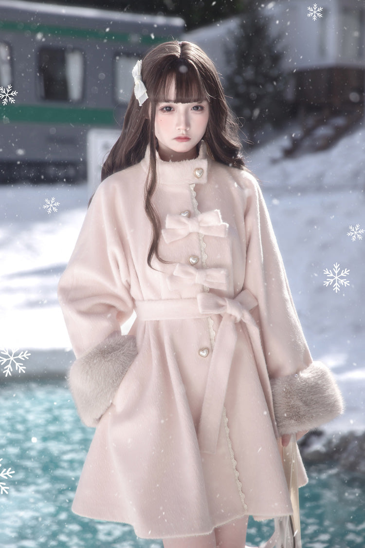 Elegantly Styled Coat for Everyday Wear