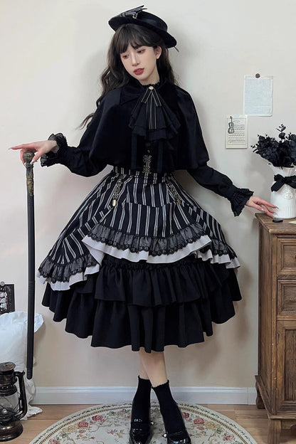 Finely Styled Garment with a Classic Vintage Look
