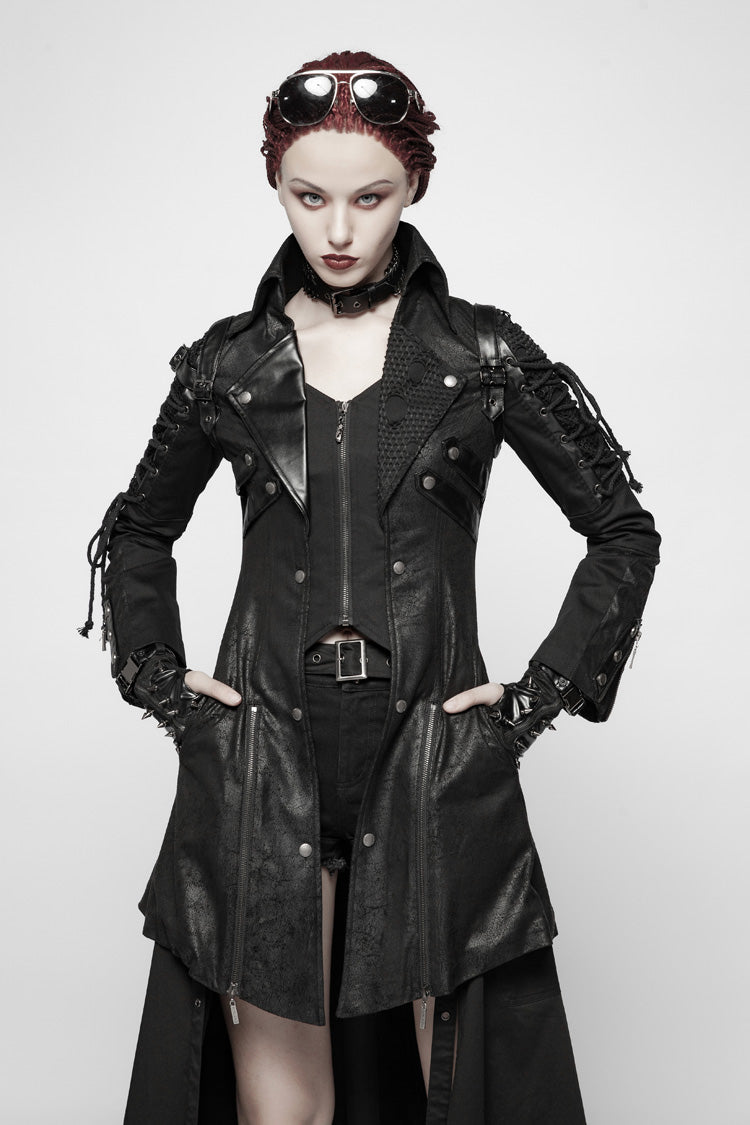 Beautifully Finished Coat in a Timeless Design