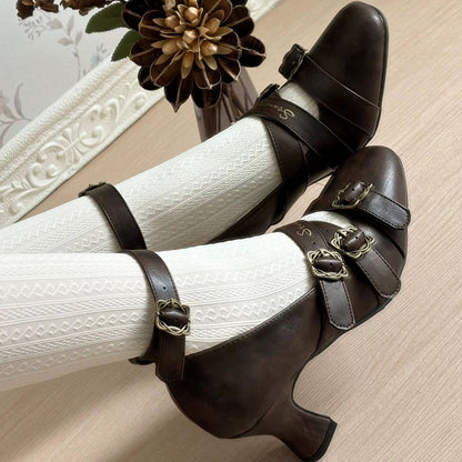 Casually Elegant Shoes with a Refined Edge