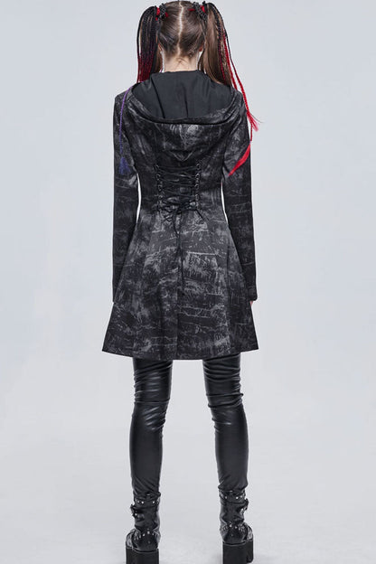 Finely Styled Coat with a Classic Vintage Look