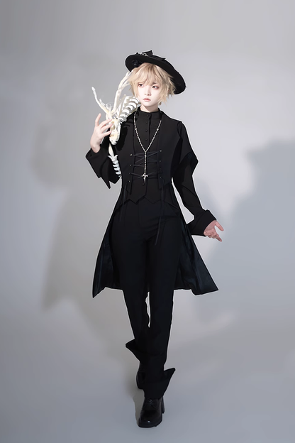Subtly Elegant Coat with a Refined Vintage Look