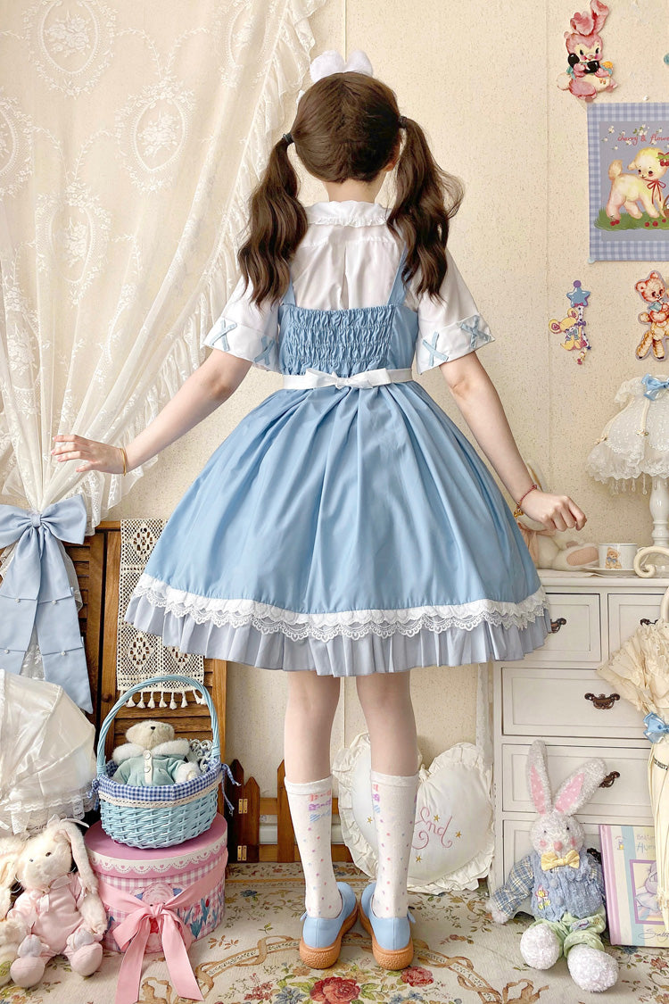 Subtly Elegant Dress with a Refined Vintage Look