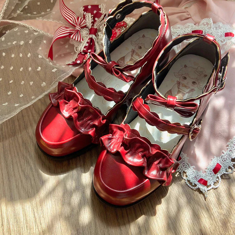 Classic Designed Shoes in a Timeless Cut