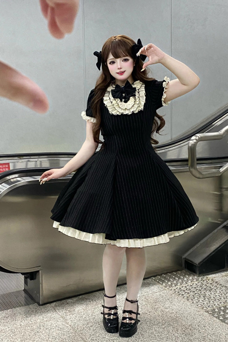 Subtly Elegant Dress with a Refined Vintage Look