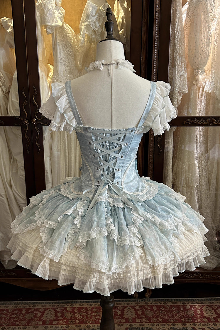 Subtly Elegant Dress with a Refined Vintage Look