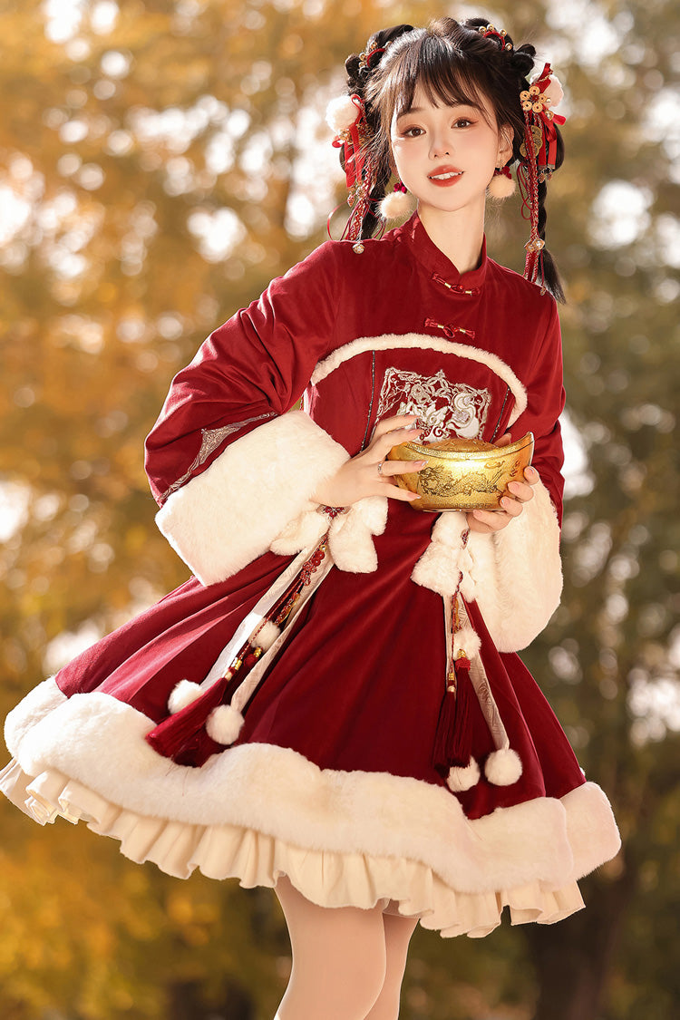 Classic Vintage Dress with a Flattering Fit