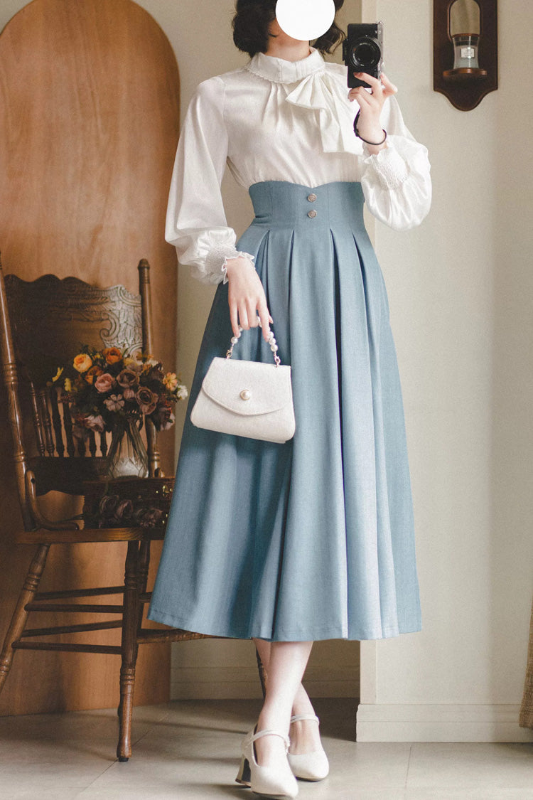 Finely Styled Garment with a Classic Vintage Look