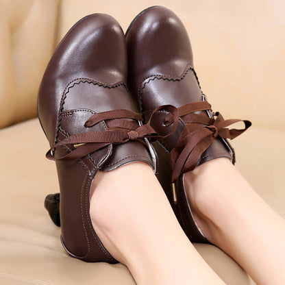 Subtly Elegant Shoes with a Refined Vintage Look