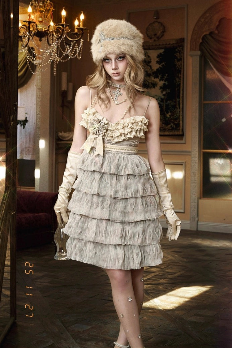 Finely Styled Dress with a Classic Vintage Look