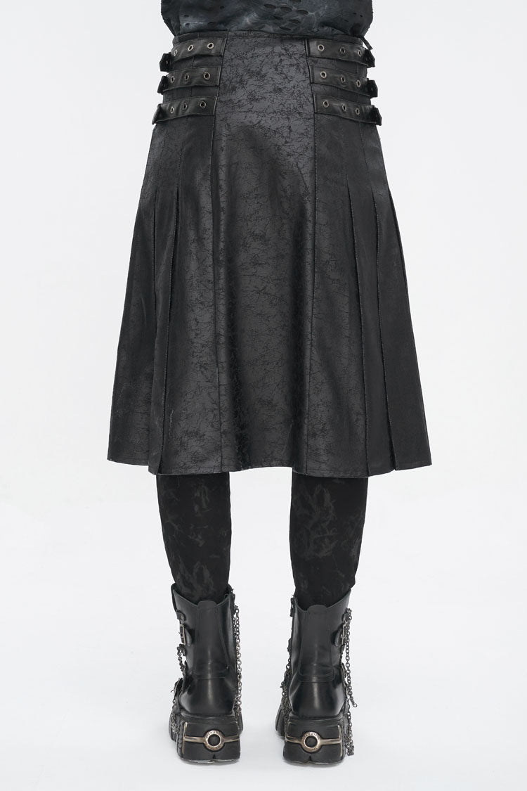 Finely Styled Garment with a Classic Vintage Look