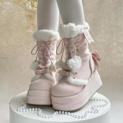 Finely Styled Boots with a Classic Vintage Look