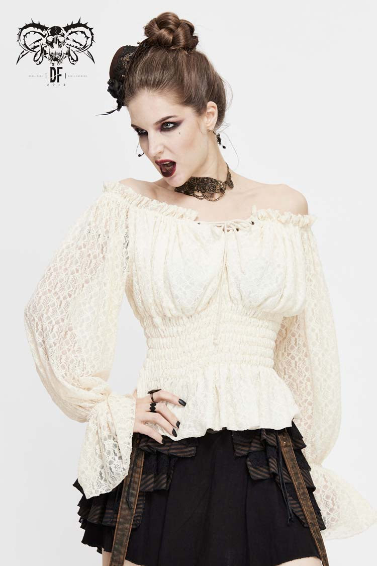 Finely Styled Blouse with a Classic Vintage Look