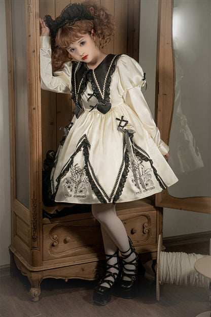 Classic Vintage Dress with a Flattering Fit