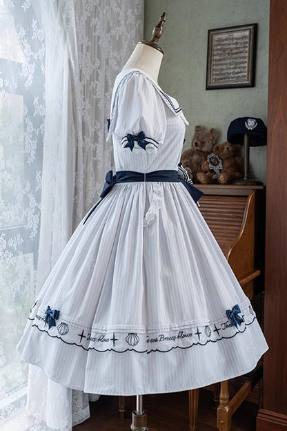 Beautifully Crafted Dress in a Classic Style