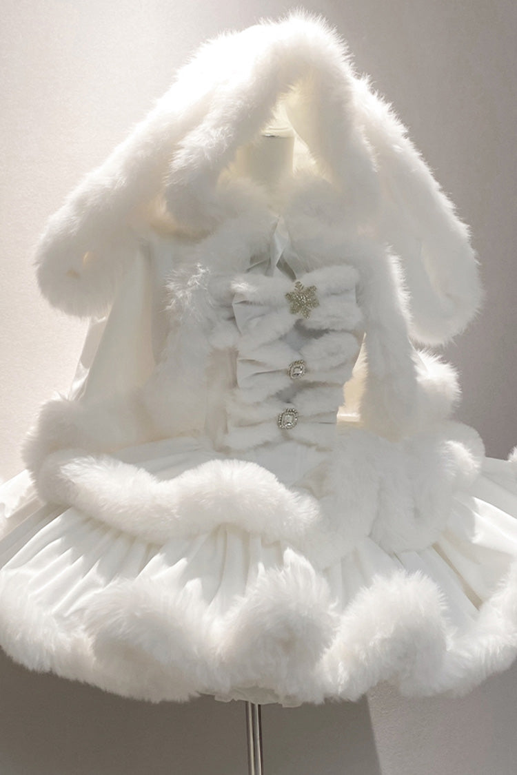 Subtly Elegant Dress with a Refined Vintage Look