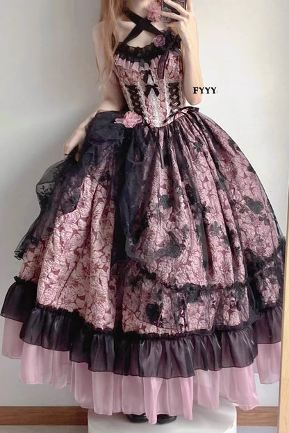Subtly Elegant Dress with a Refined Vintage Look