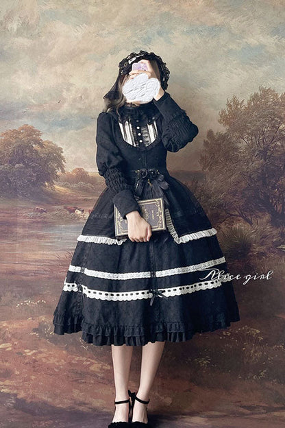 Beautifully Crafted Dress in a Classic Style