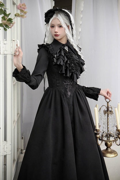 Sophisticated Dress with a Clean Classic Look