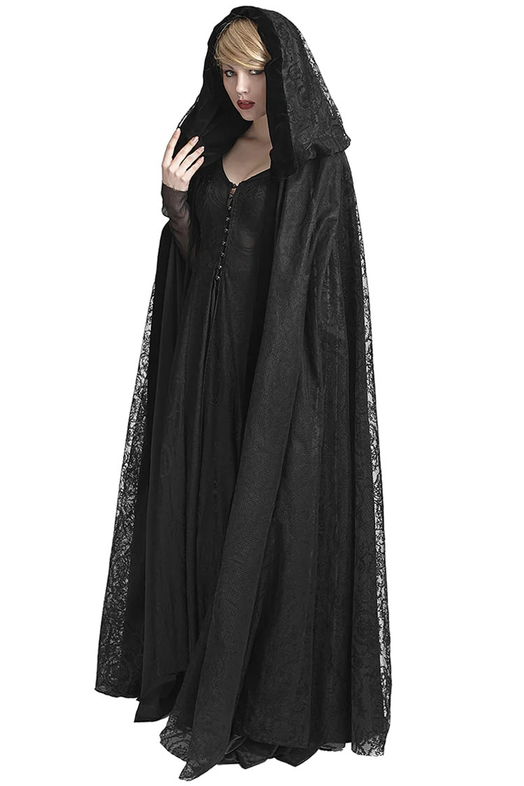 Finely Styled Coat with a Classic Vintage Look