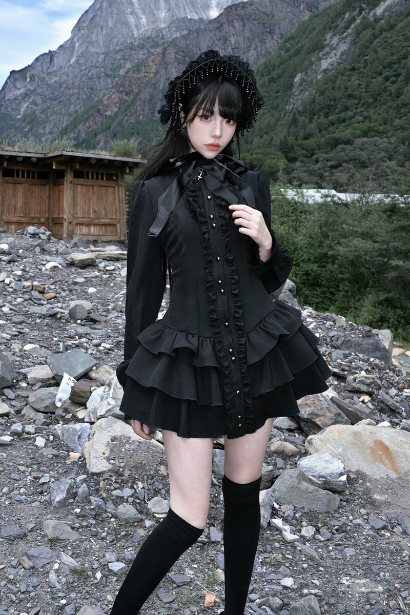 Night Visit Gothic Retro Dress