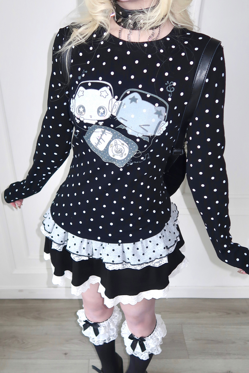 Gothic Dot Slim Fit Top