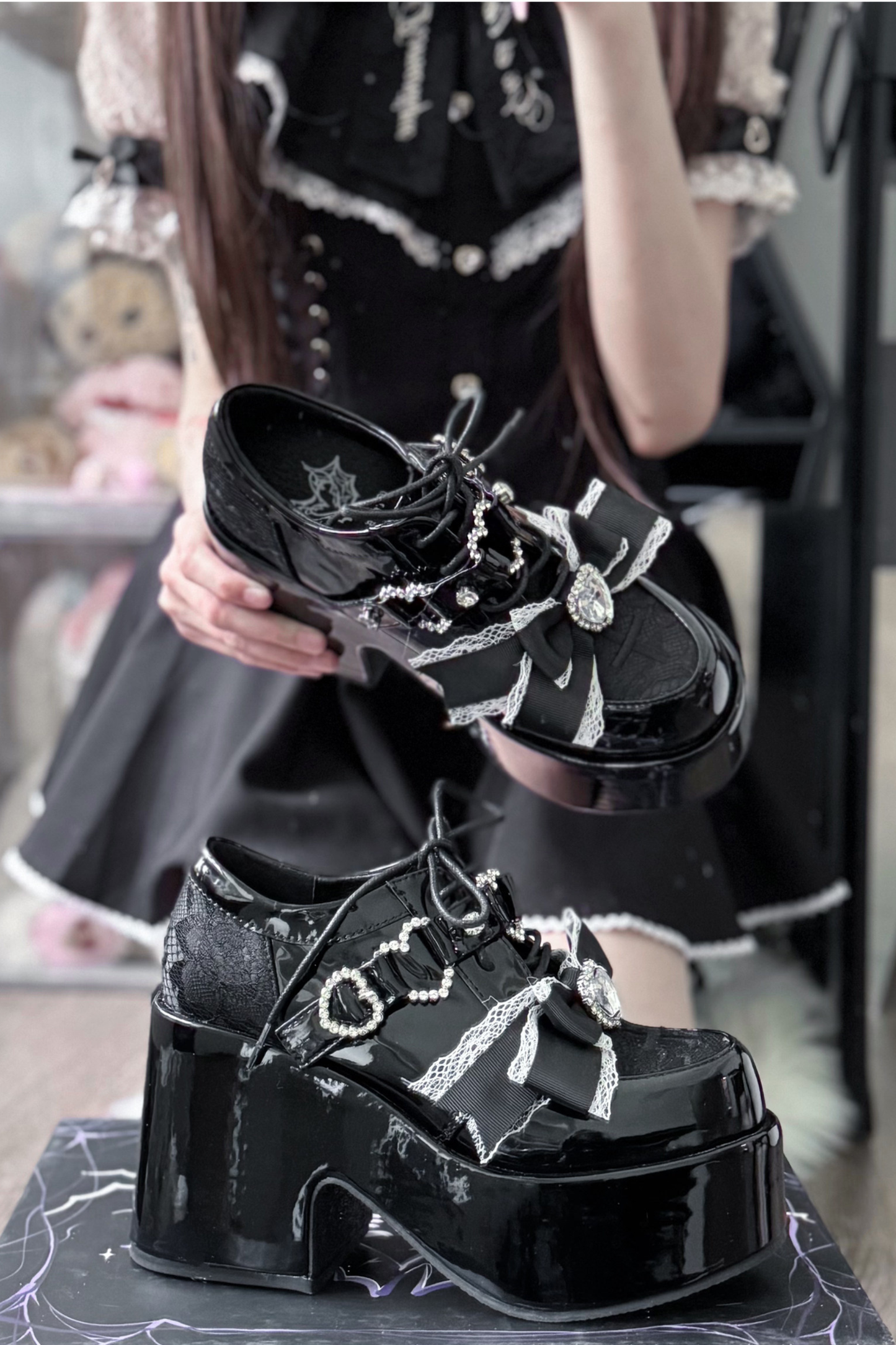 Dark Sweet Love Ribbon Shoes