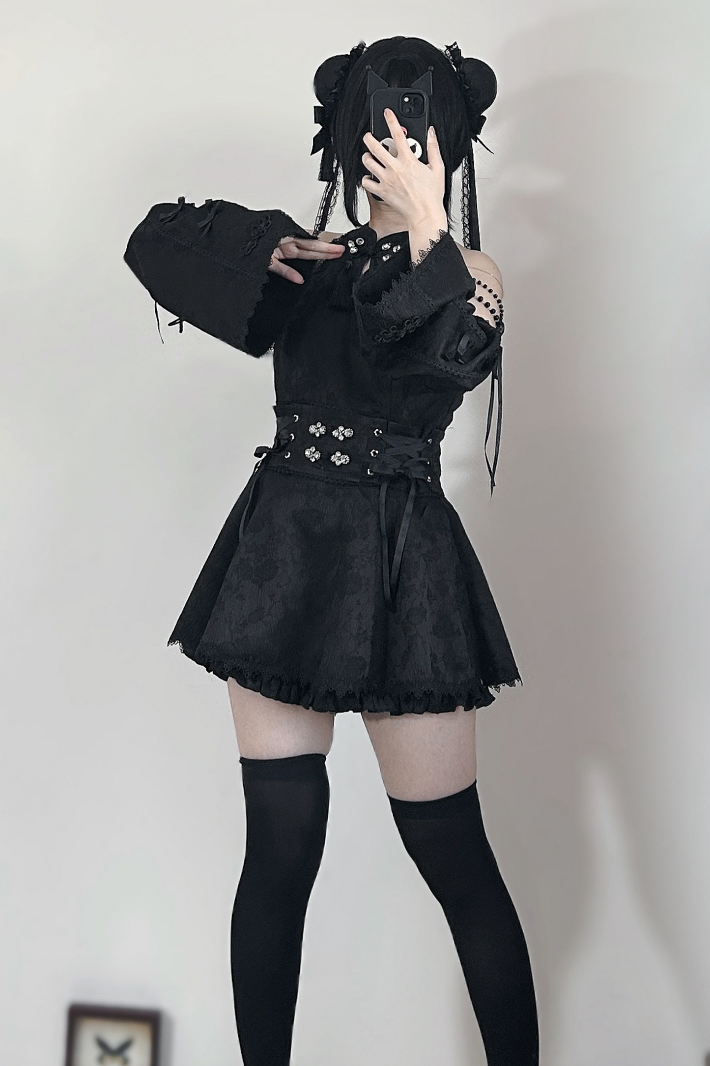 [reserved Item] Mine China Stand Top + Ruffle Pants + Accessories