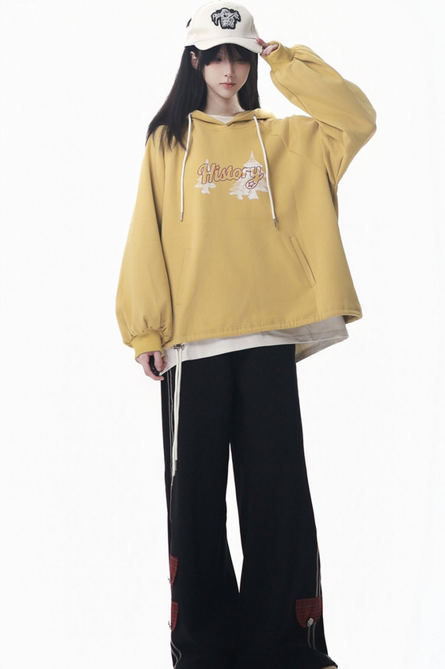 Creamy Jacket + T-shirt + Hooded Sweatshirt + Sweatpants