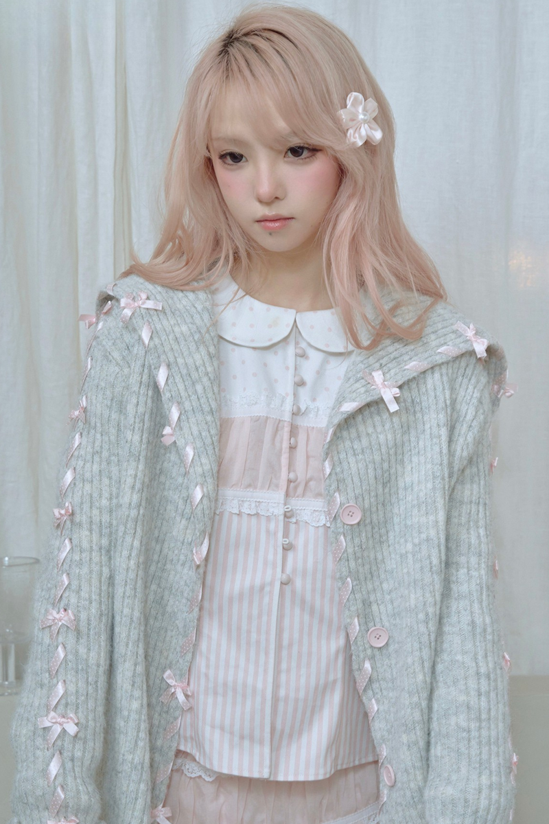 Lace-up Line Ribbon Knit Cardigan