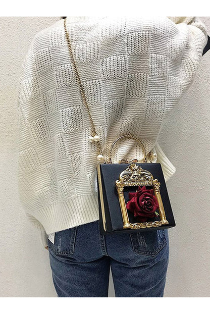 Classic Vintage Bag with a Flattering Fit