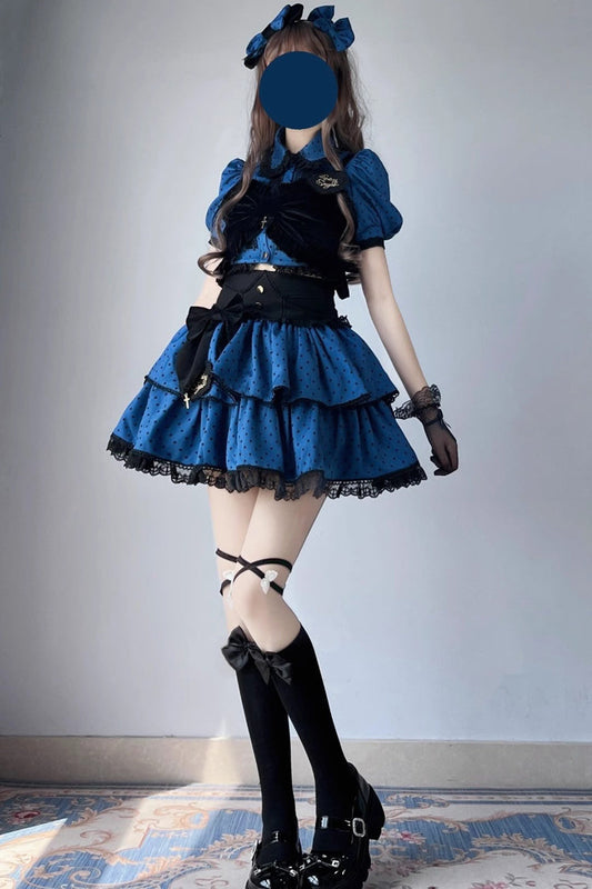 Classic Vintage Garment with a Flattering Fit