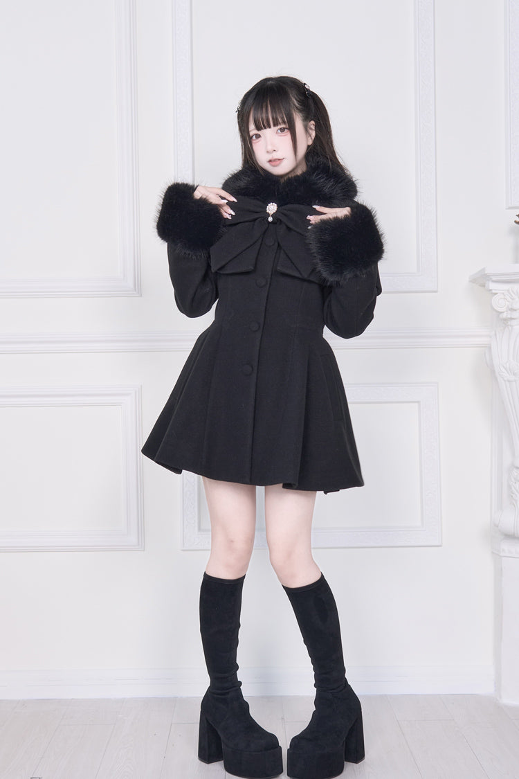 Casually Elegant Coat with a Refined Edge