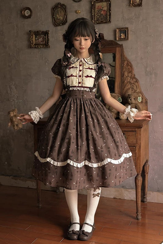 Finely Styled Dress with a Classic Vintage Look