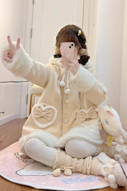 Casually Elegant Coat with a Refined Edge