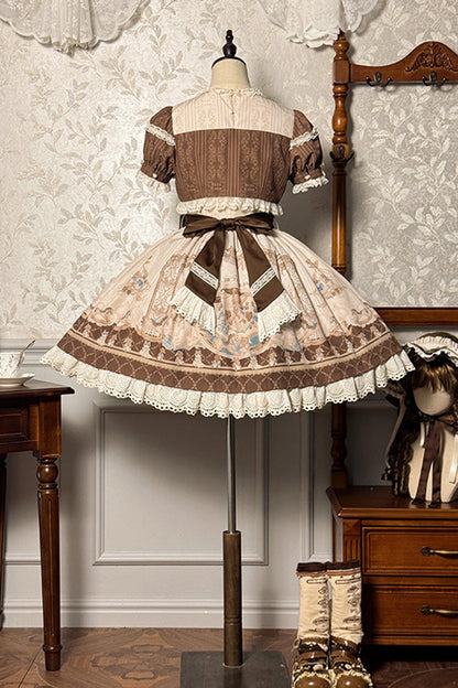 Classic Vintage Dress with a Flattering Fit